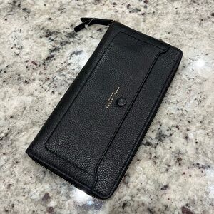 Marc Jacobs Black Continental Wallet